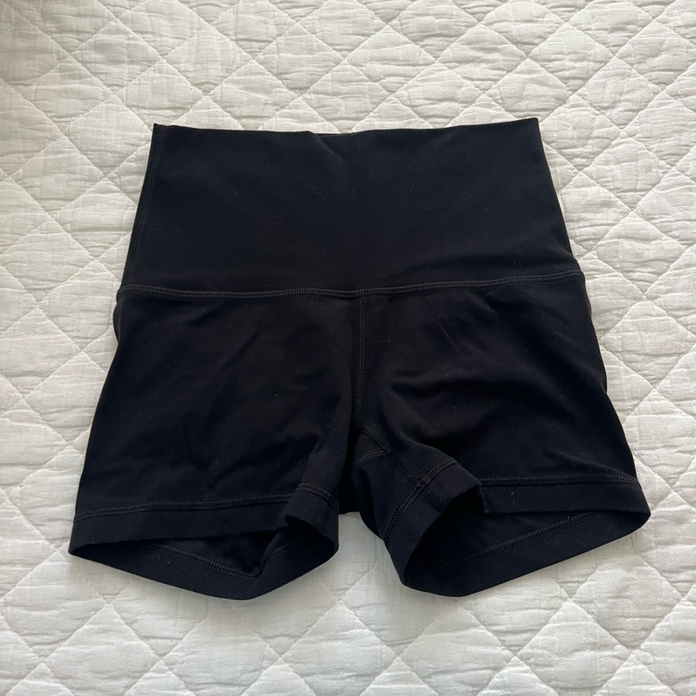 Aritzia Biker Shorts Size Xs